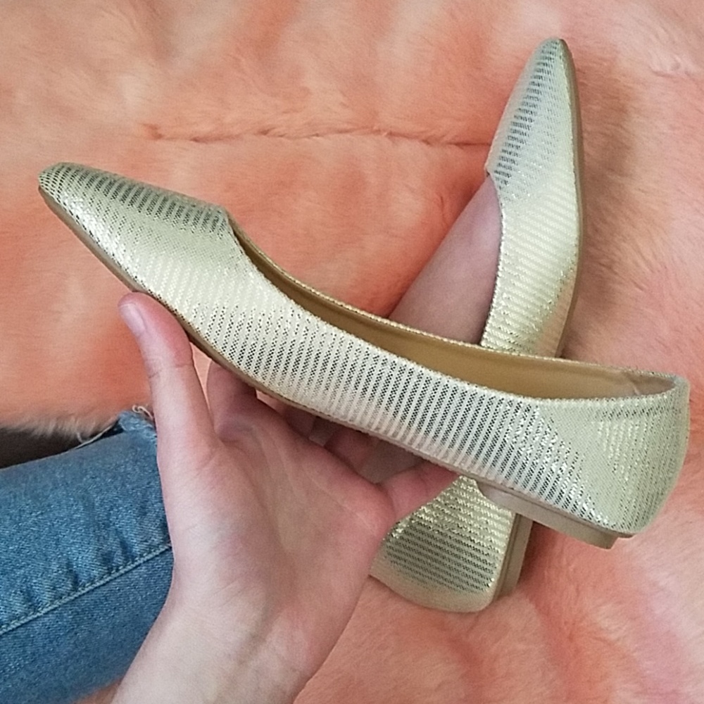 Gold Toe Gold Flat Shoes